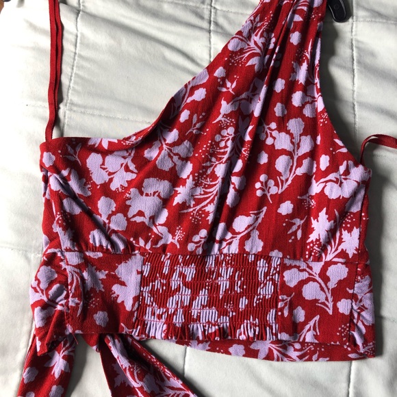 NWOT Carmen Printed Top - Picture 3 of 6
